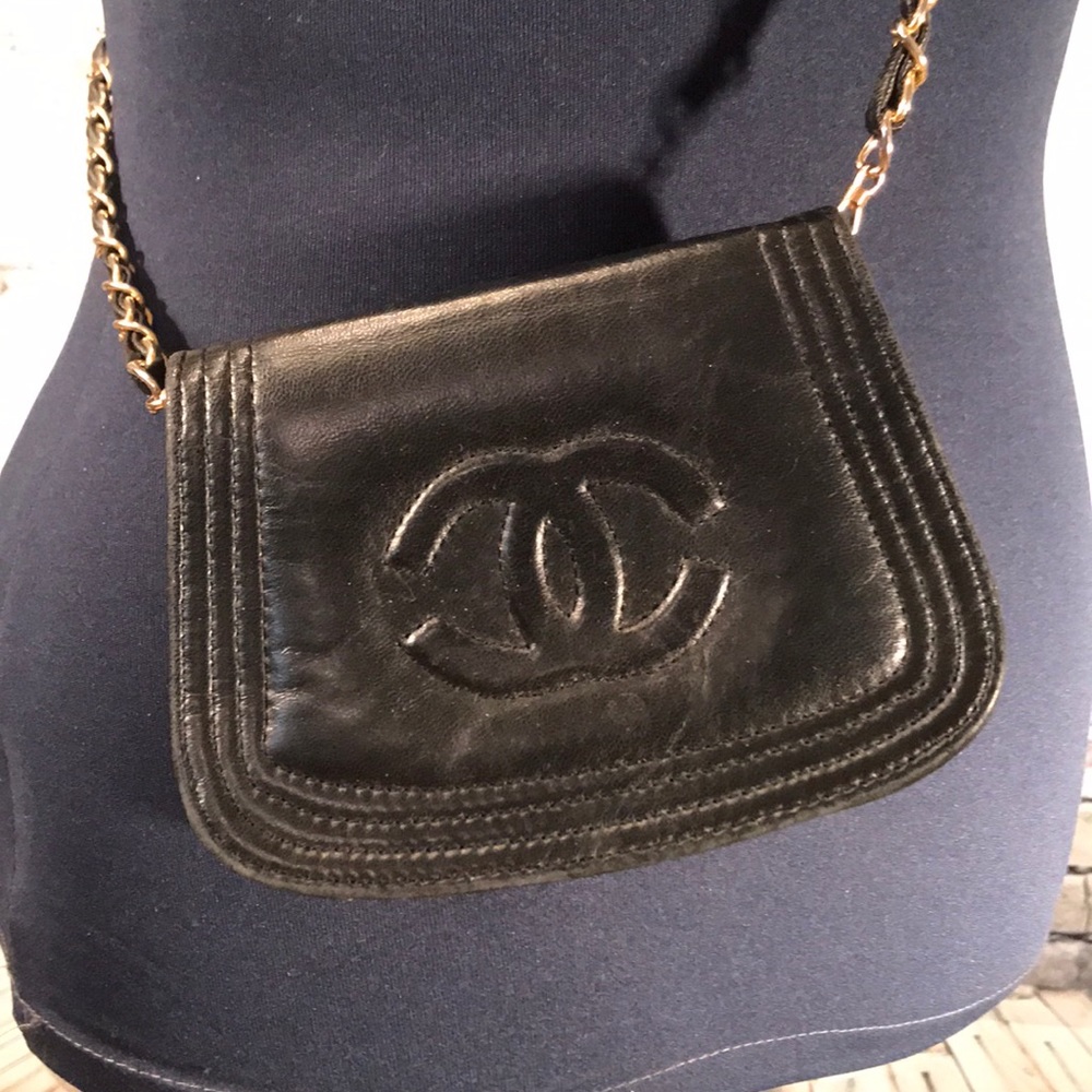 Little black faux leather purse